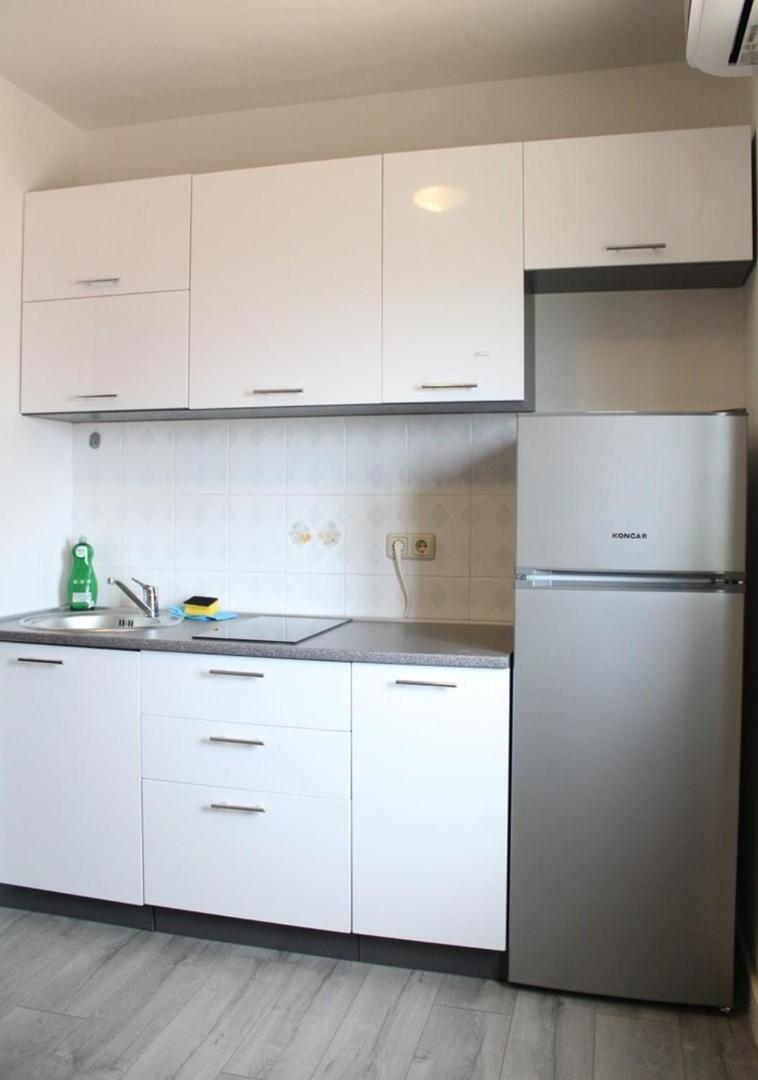 Apartment Bajuti Primošten المظهر الخارجي الصورة