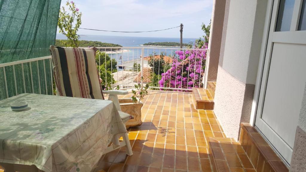 Apartment Bajuti Primošten المظهر الخارجي الصورة